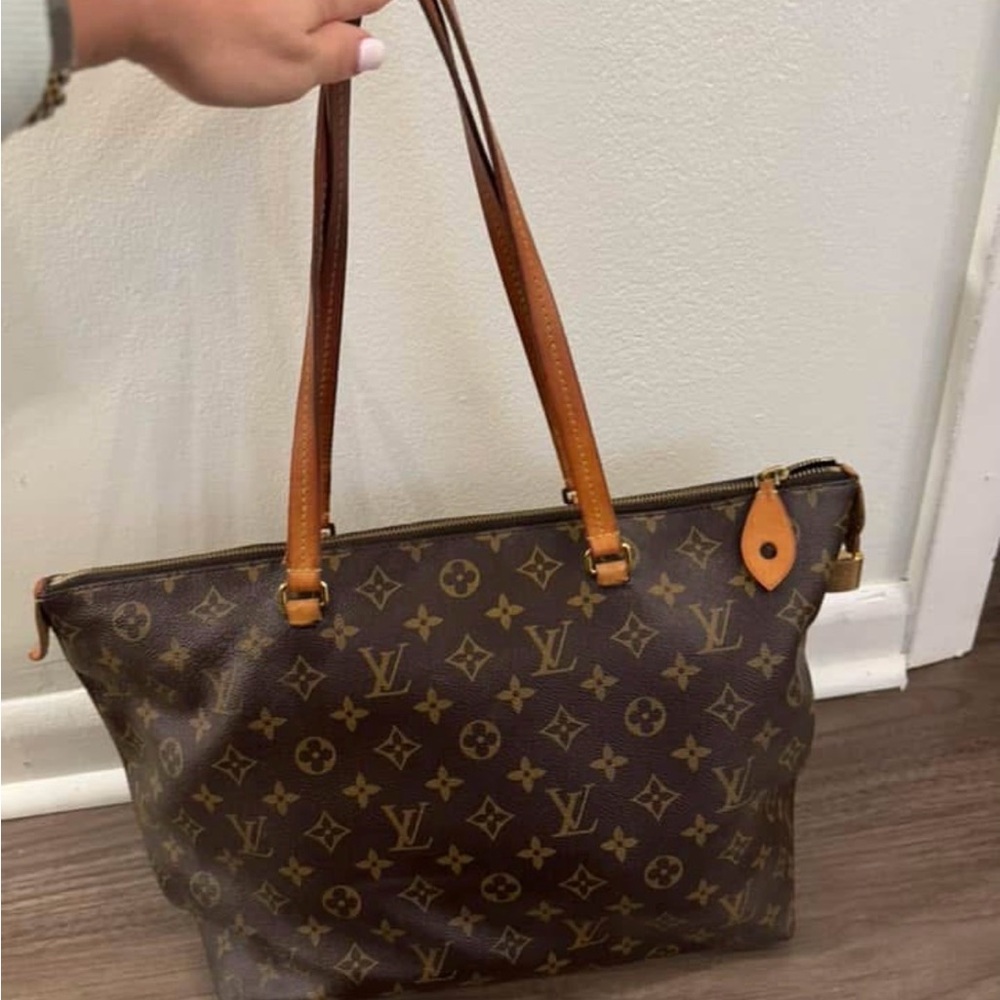 Louis Vuitton Monogram Canvas Tote with Tan Leather Trim Iena MM - Picture 3 of 5
